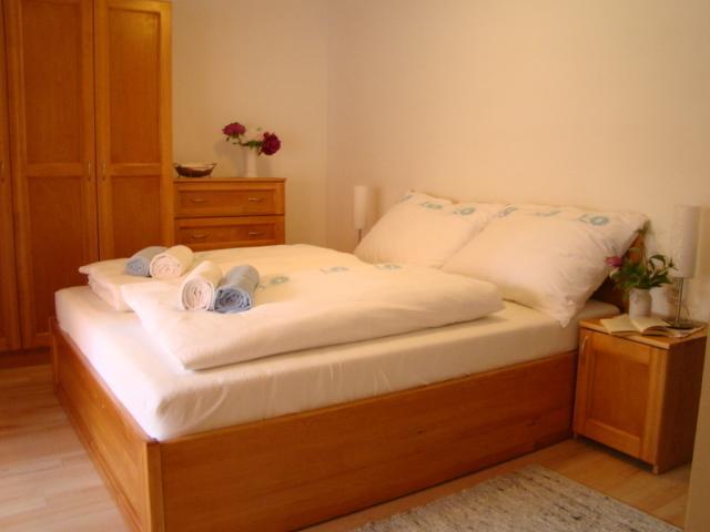 Viragoskert Apartman Heviz Room photo